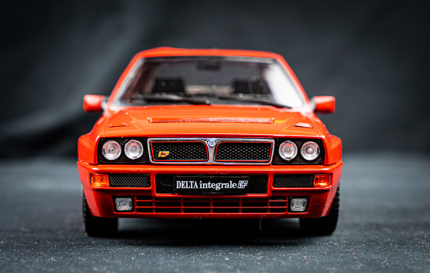 Lancia Delta HF Integrale 1991 / rot - Solido 1:18