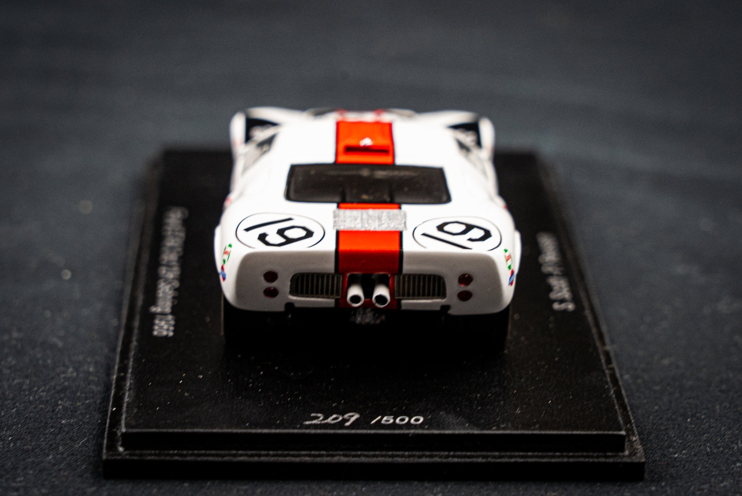 Ford GT40 lim. edition 500 Stk. #19 S.Scott / B.Revson - 3rd 12h Sebring 1966 1:43