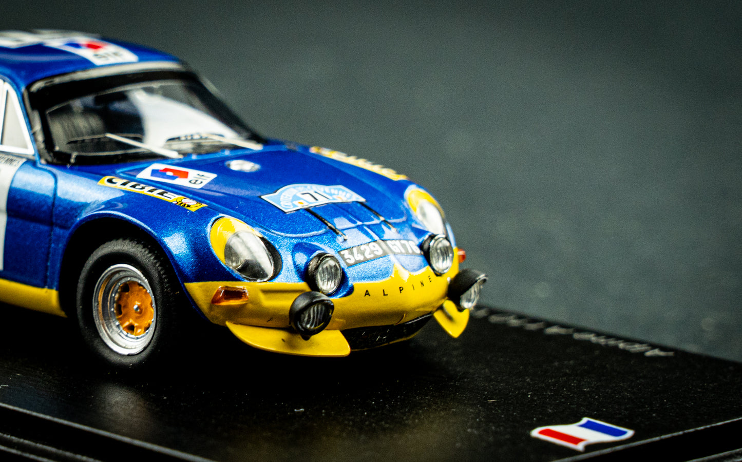 Renault Alpine A110 lim. edition 500 Stk. - #71 Darniche / Mahe - P1 Rallye Cevennes 1971 - 1:43