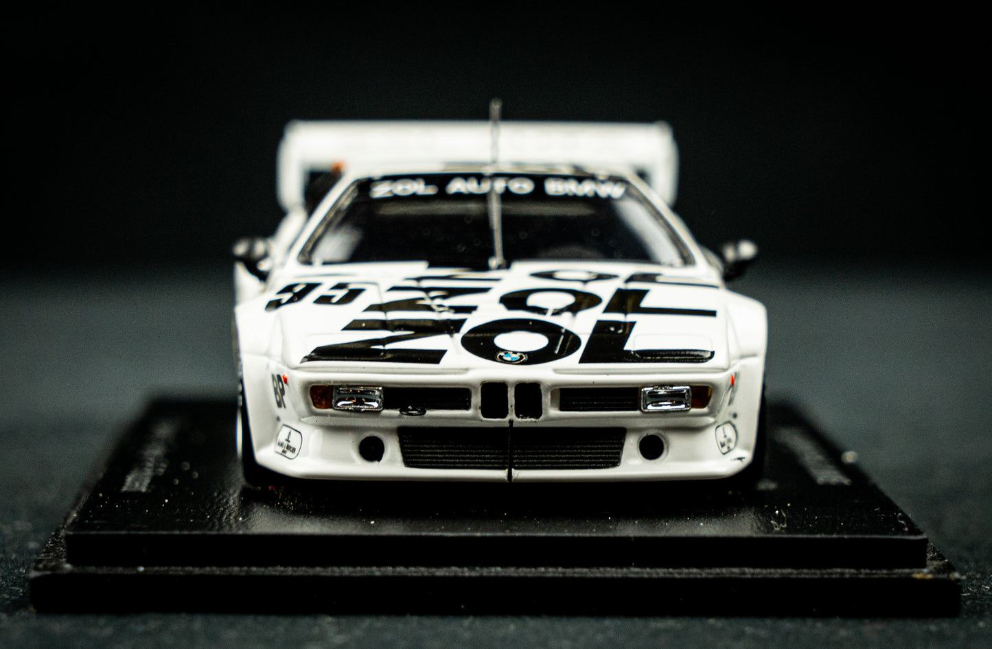 BMW M1 #95 Servanin/Ferrier/Rousellout - 24h LeMans 1980 - Spark 1:43