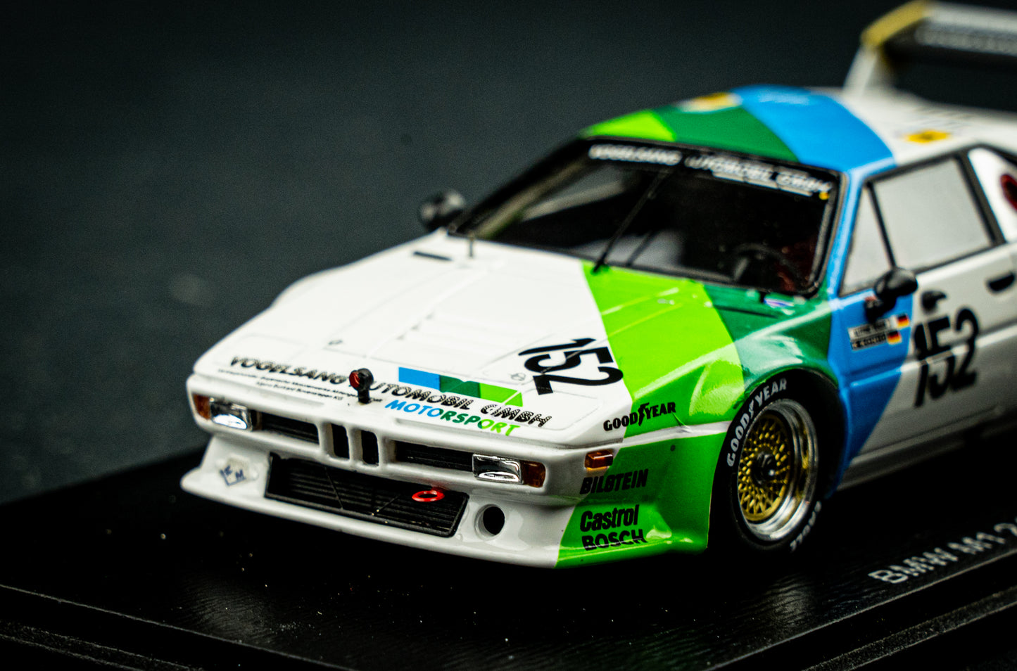 BMW M1 #152 Grohs / Heger / König - 24h LeMans 1985 - Spark 1:43