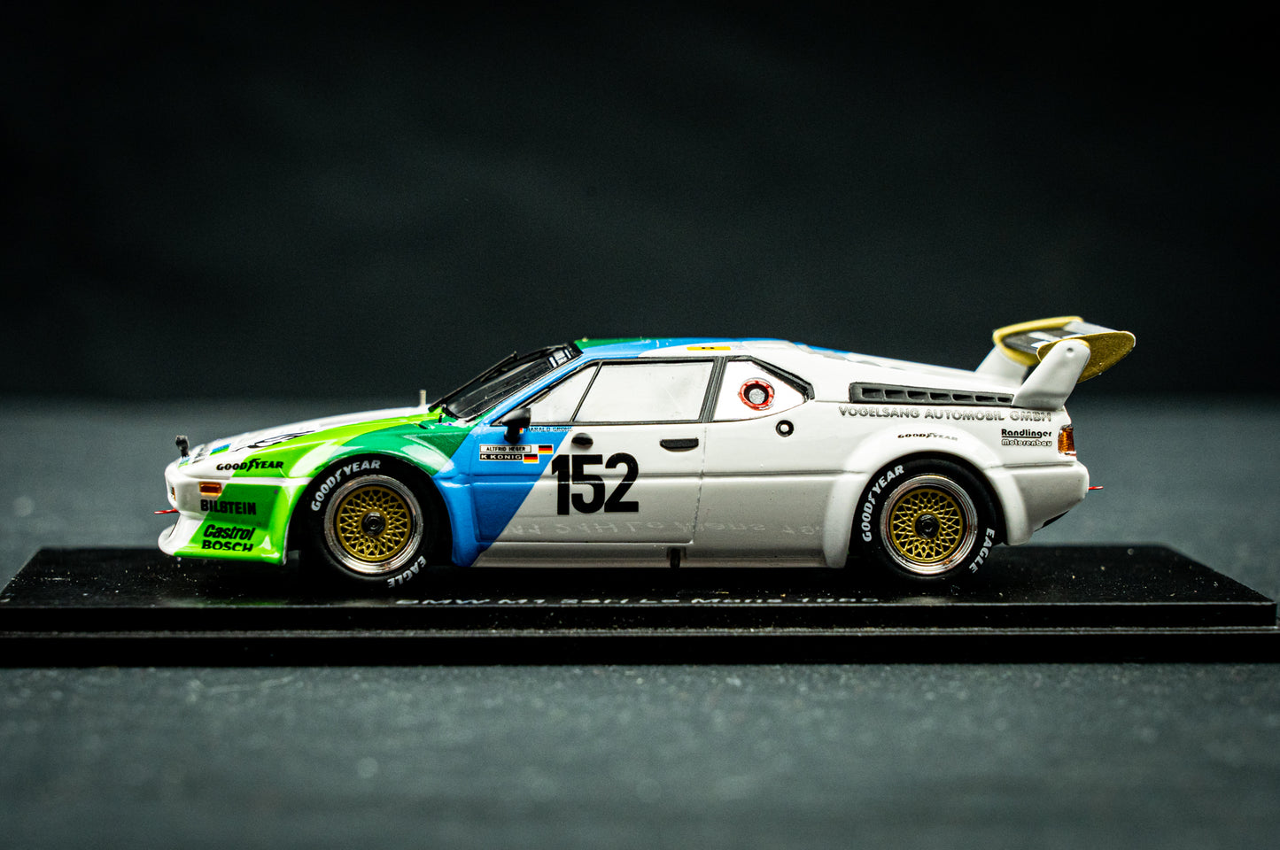 BMW M1 #152 Grohs / Heger / König - 24h LeMans 1985 - Spark 1:43