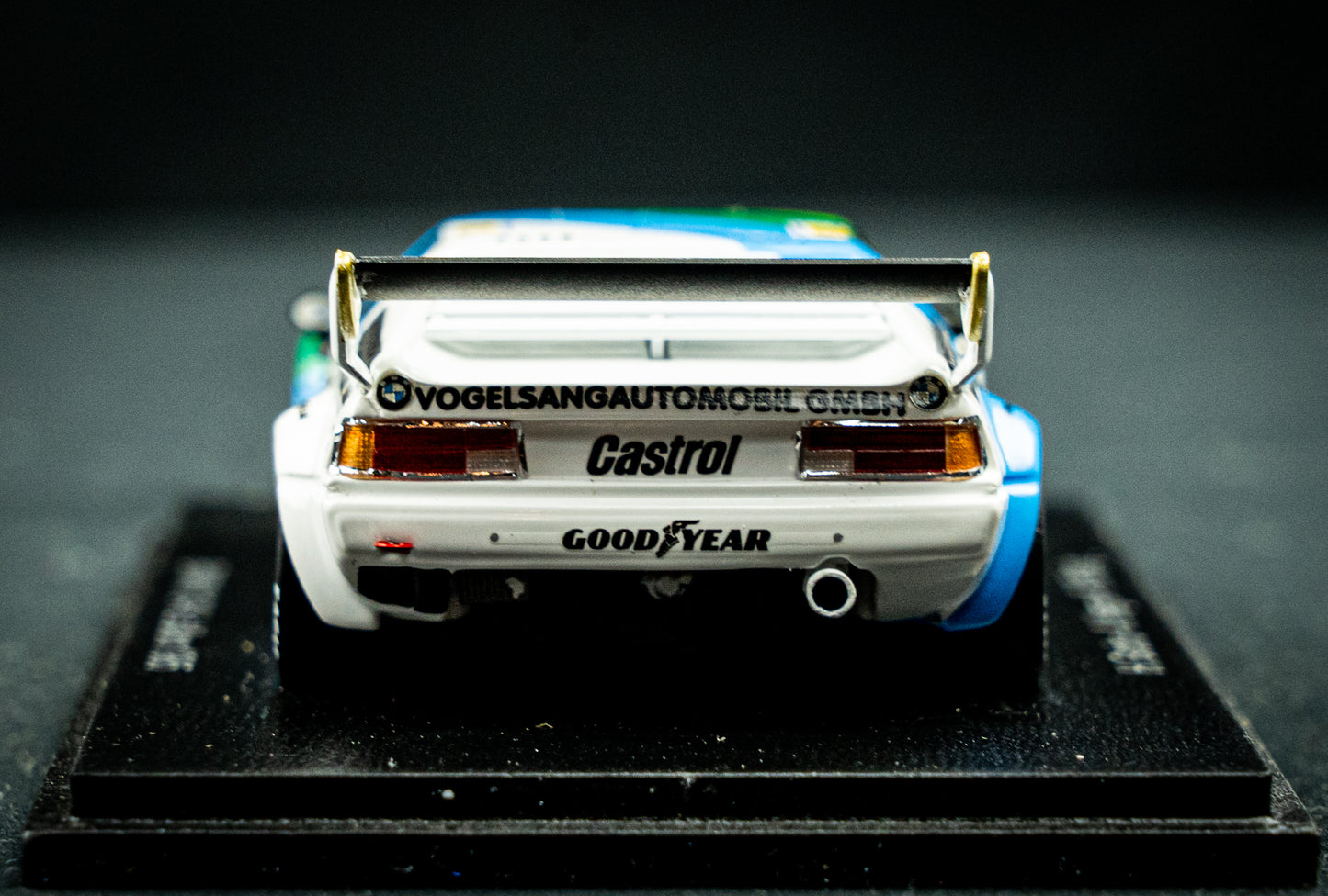 BMW M1 #152 Grohs / Heger / König - 24h LeMans 1985 - Spark 1:43