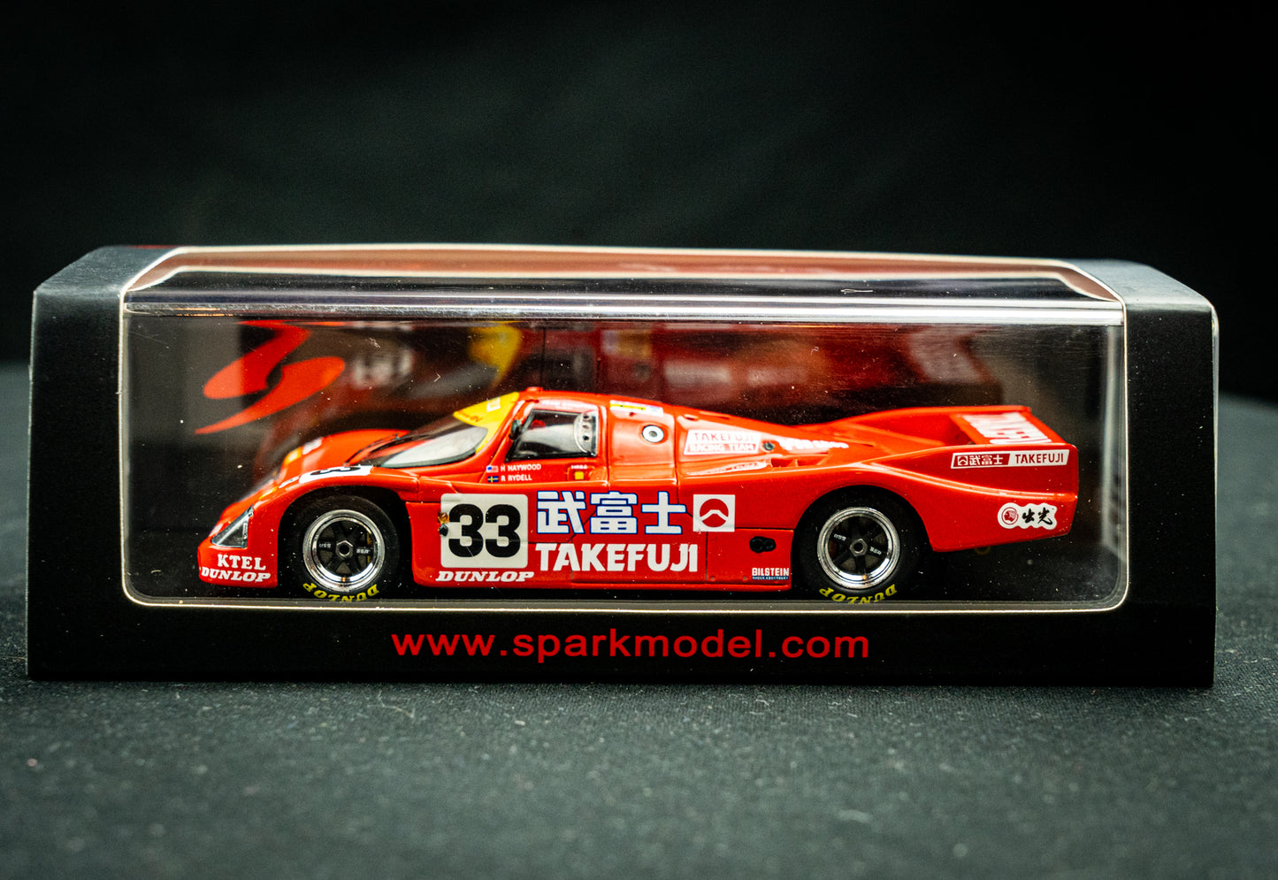 Porsche 962C #33 Haywood / Taylor / Rydell - 24h LeMans 1990 1:43 Spark