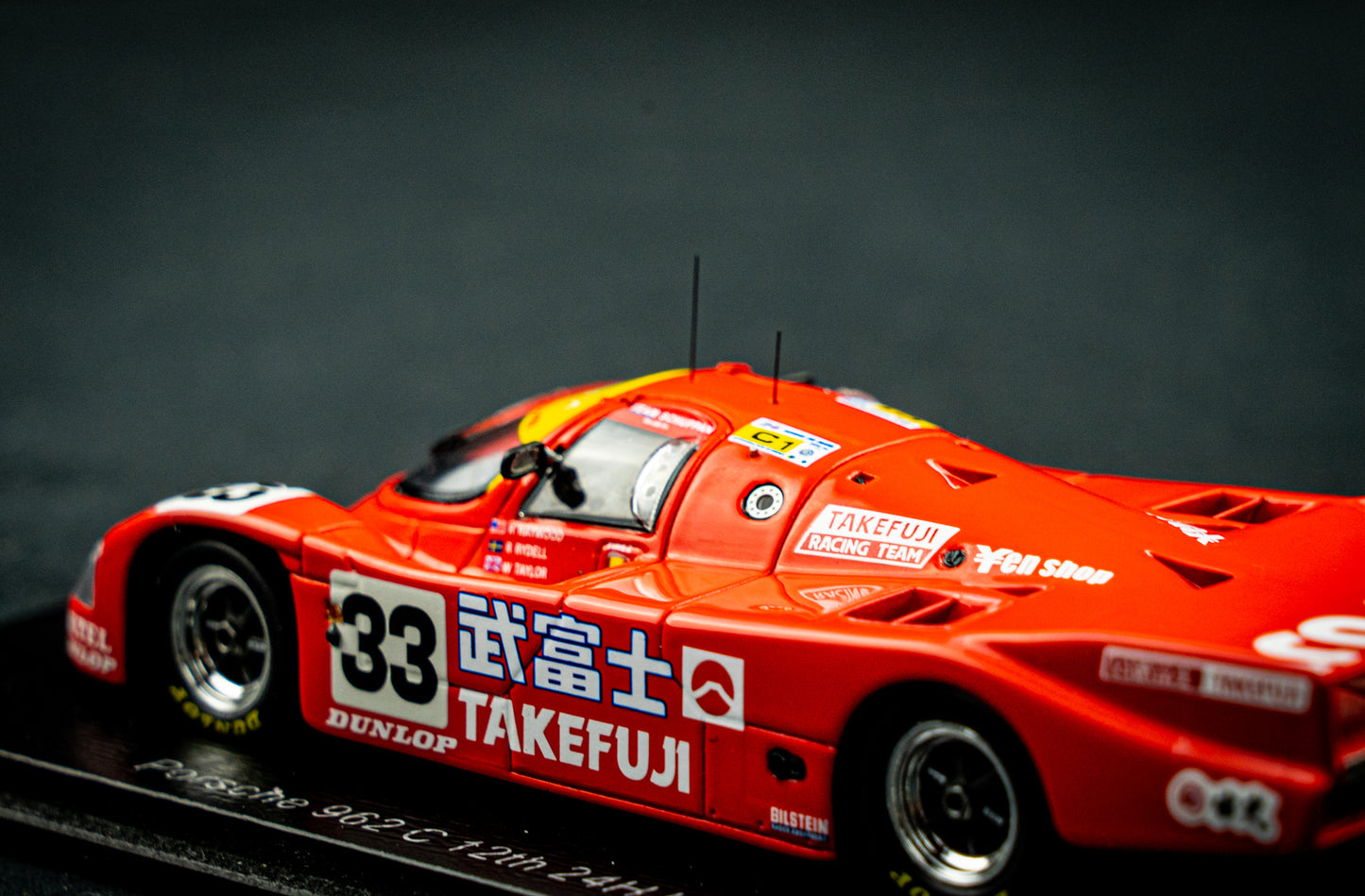 Porsche 962C #33 Haywood / Taylor / Rydell - 24h LeMans 1990 1:43 Spark