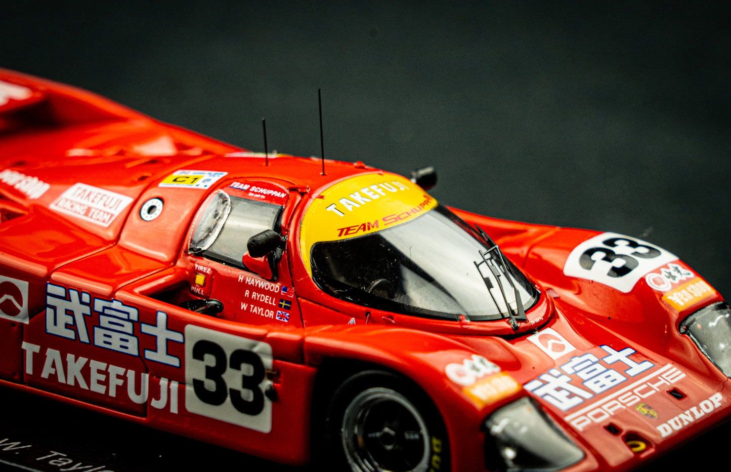 Porsche 962C #33 Haywood / Taylor / Rydell - 24h LeMans 1990 1:43 Spark