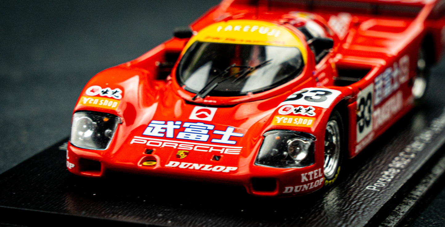 Porsche 962C #33 Haywood / Taylor / Rydell - 24h LeMans 1990 1:43 Spark