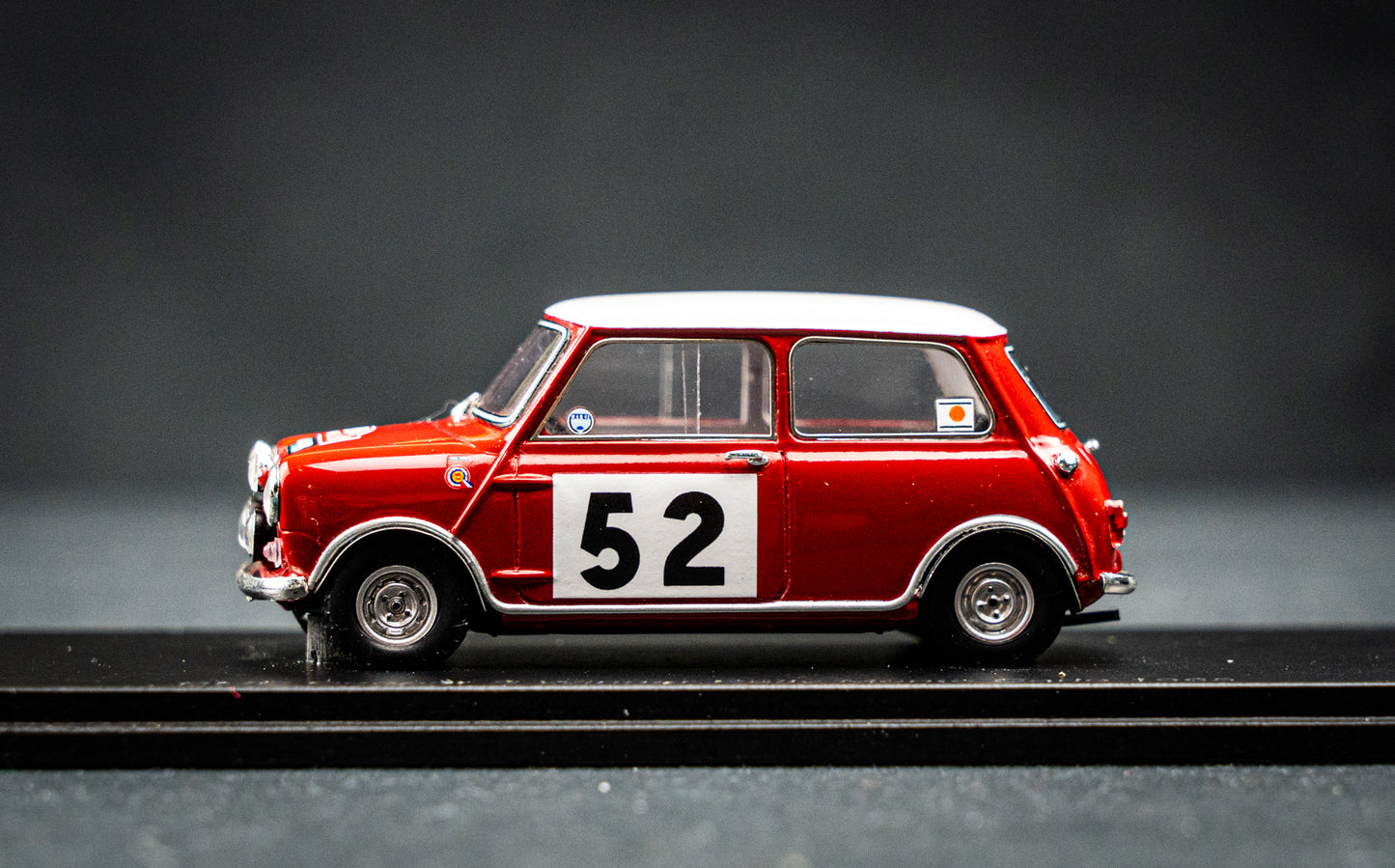 BMC Mini Cooper S #52 Mäkinen / Easter - Winner Rallye Monte Carlo 1965 - Spark 1:43