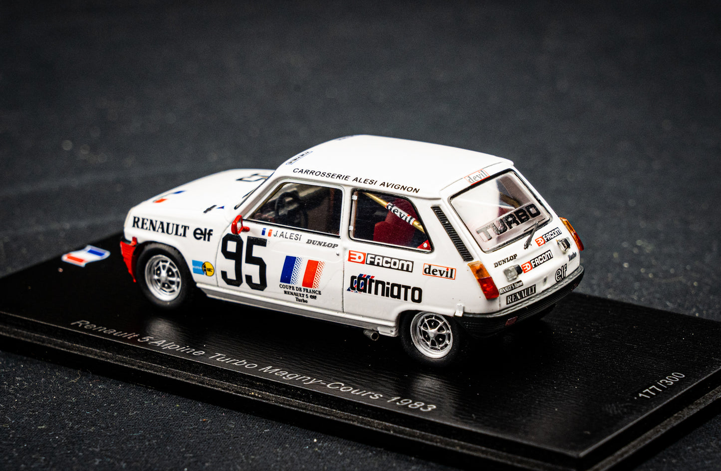 Renualt 5 Alpine Turbo lim. edition 300 Stk. #95 Jean Alesi - Magny Cours 1983 - Spark 1:43