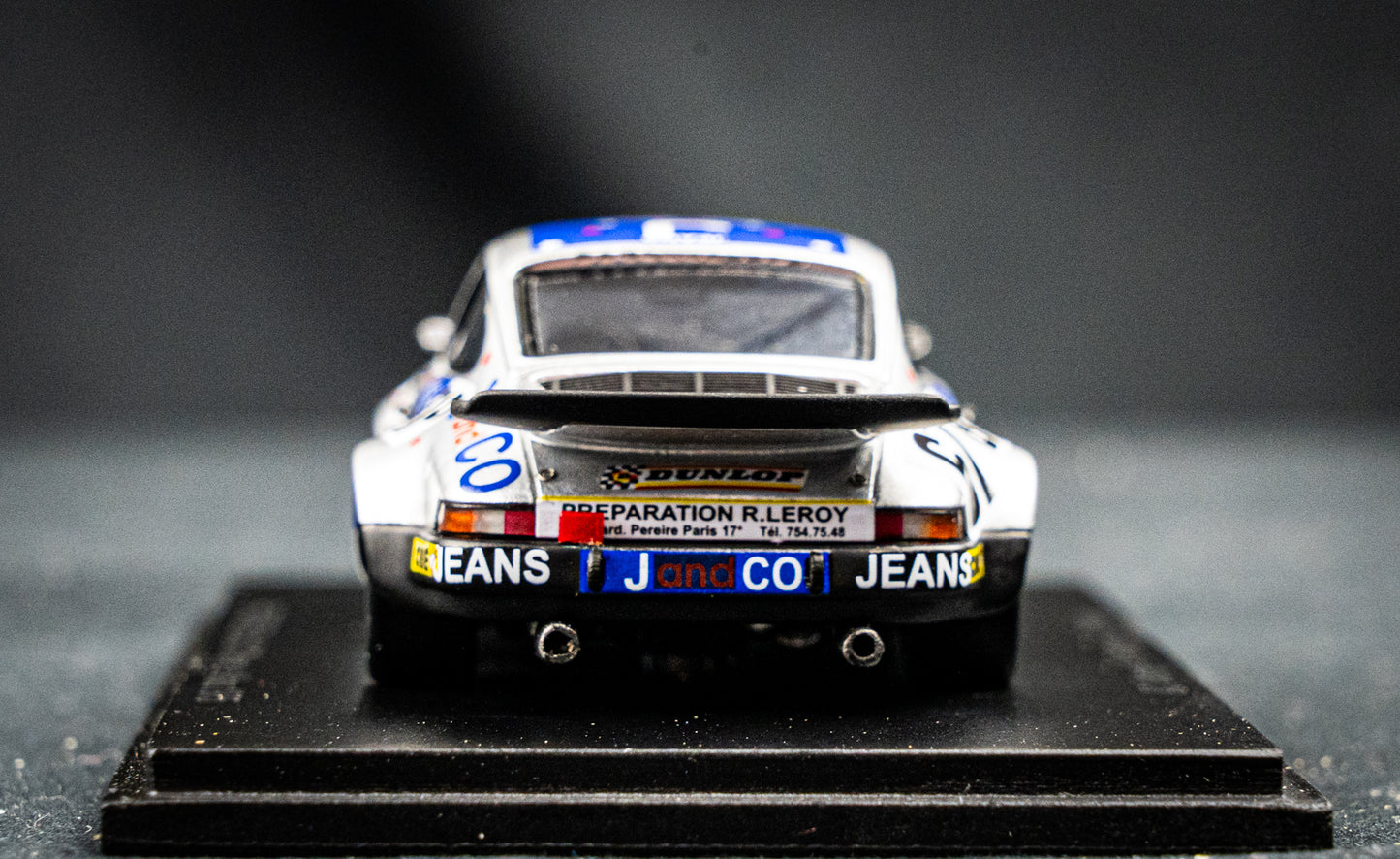 Porsche 911 RS 3.0 #67 Verney/Fontaine/Tarnaud - 11th 24h LeMans 1975 - Spark 1:43