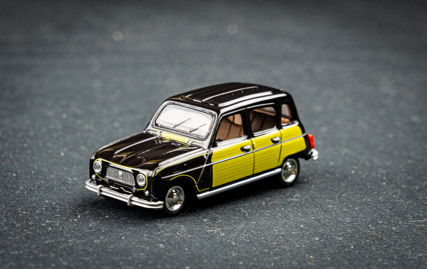 Renault 4 #14 Safari & Renault 4 Parisienne Norev 1:64