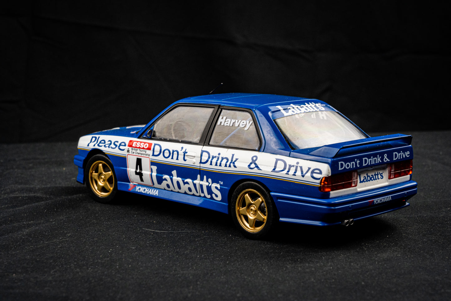 BMW M3 E30 #4 Tim Harvey - BTCC 1991 1:18 Solido