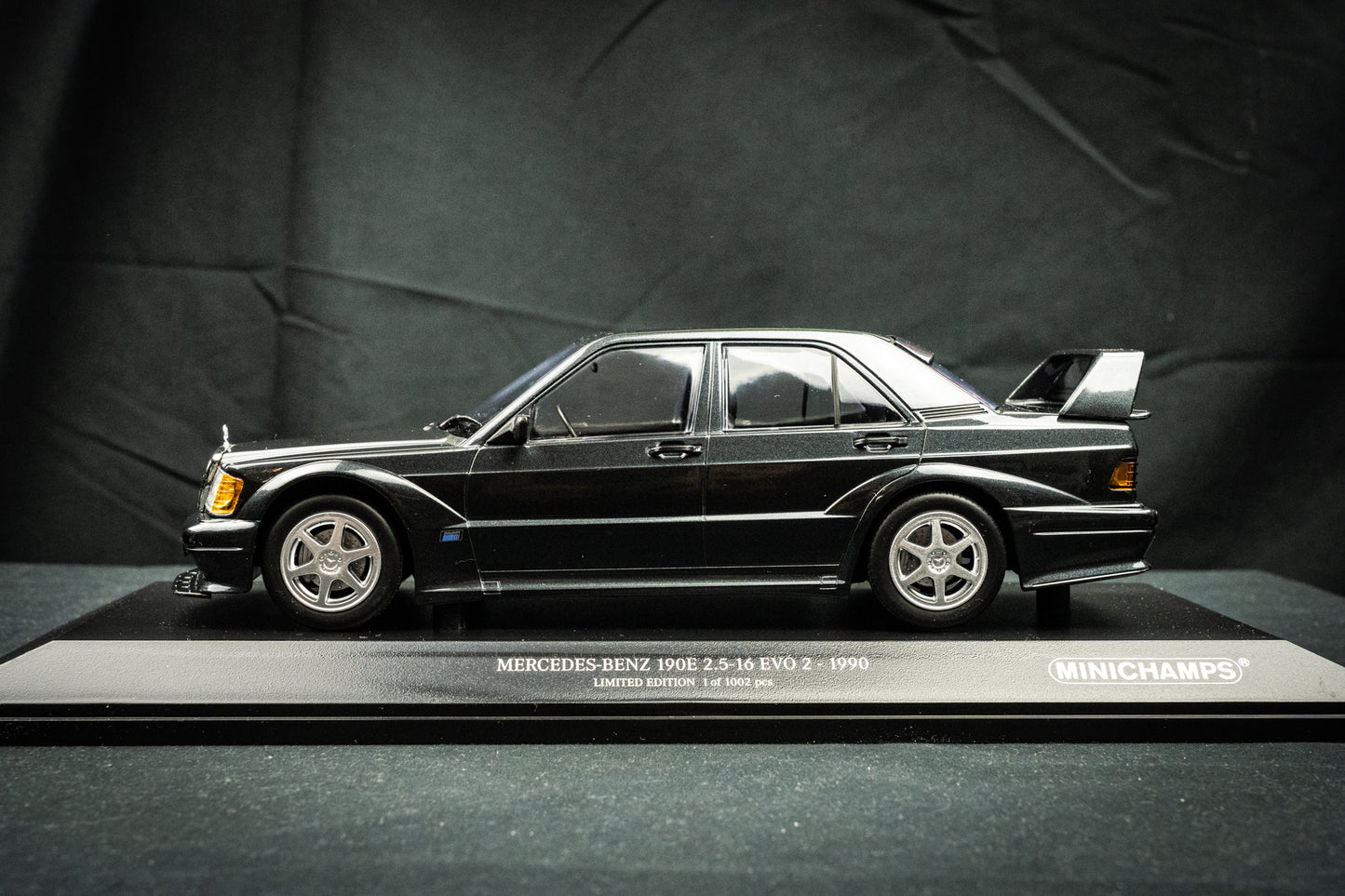 Mercedes Benz 190E 2.5 16V Evo2 lim. edition 1/1004 Stk. schwarz - Minichamps 1:18