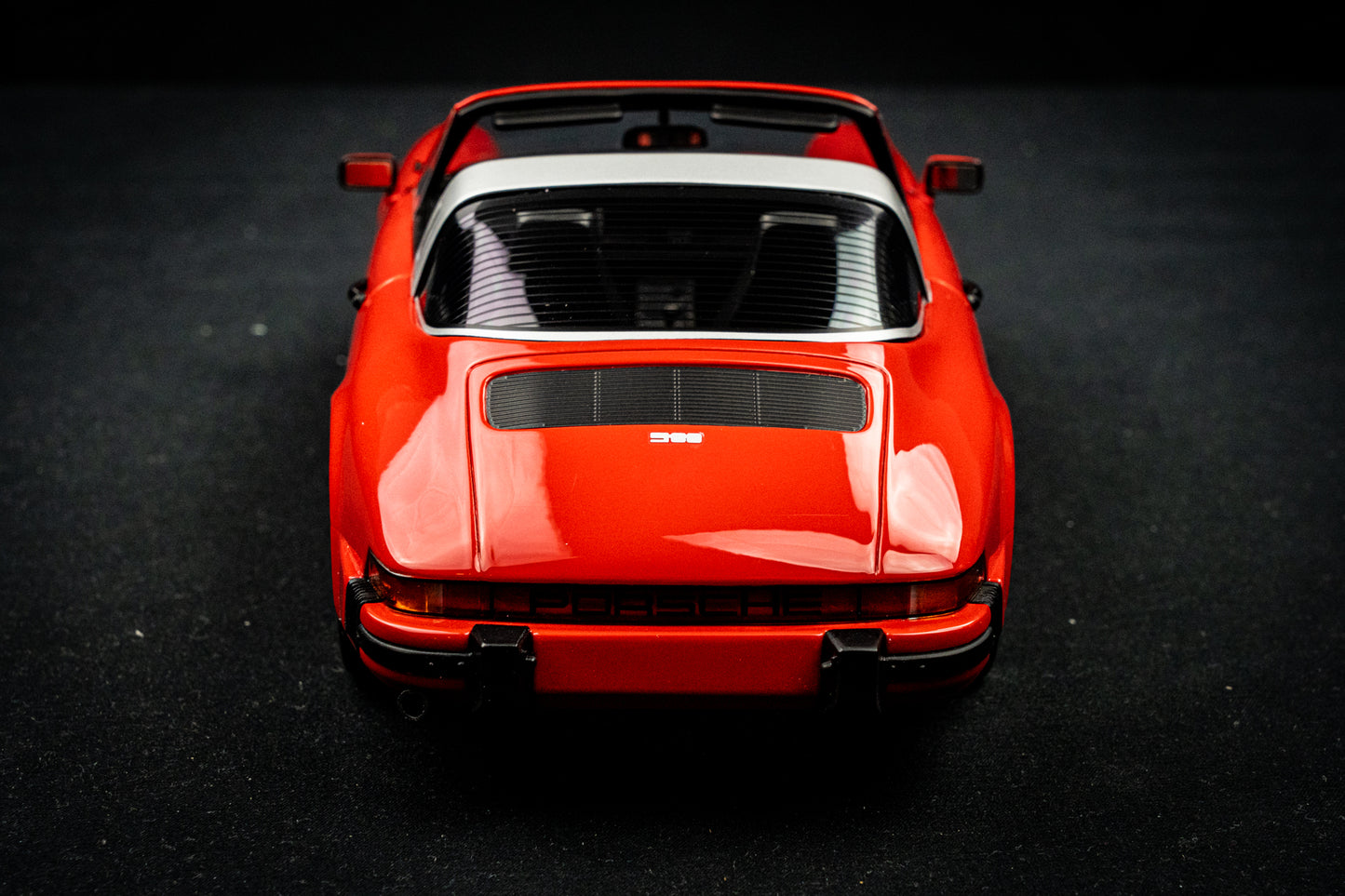 Porsche 911 Targa rot - Schuco ProR Serie 1:18 Resine