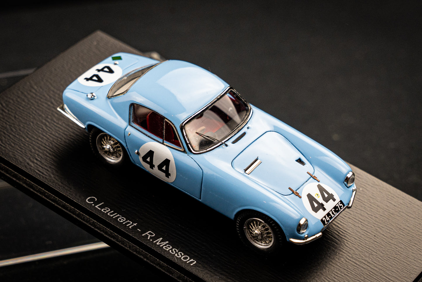 Lotus Elite #44 Laurent / Masson 24h LeMans 1960 1:43 Spark