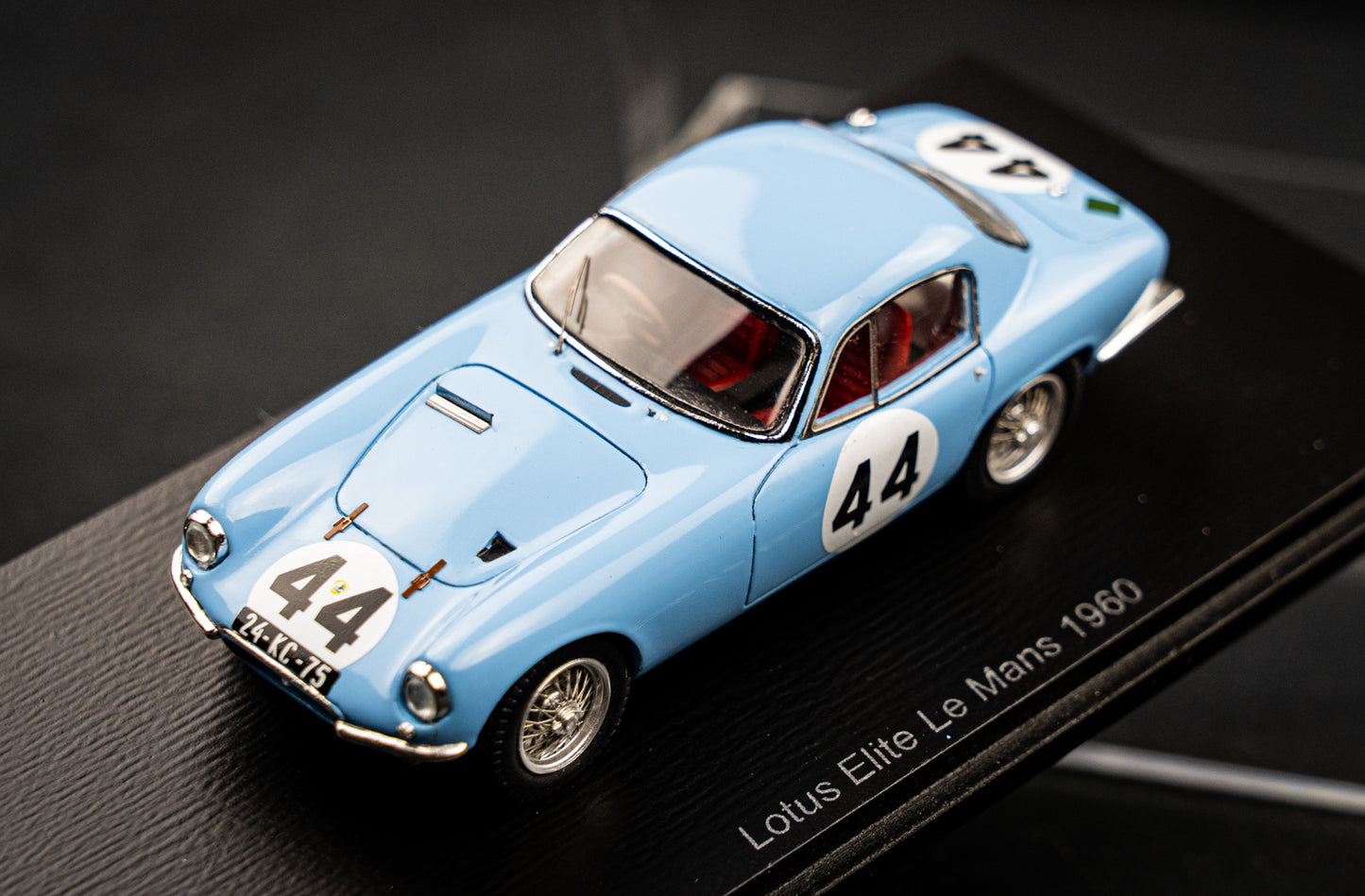 Lotus Elite #44 Laurent / Masson 24h LeMans 1960 1:43 Spark