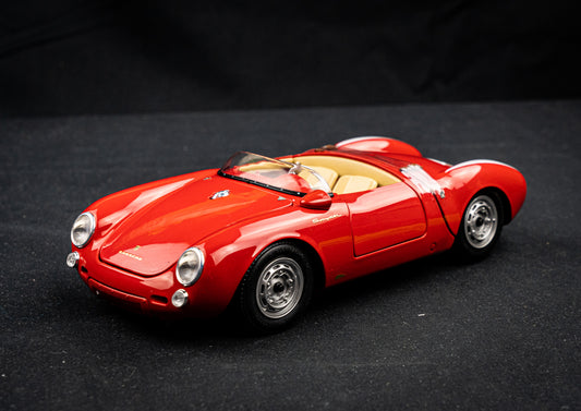 Porsche 550 A Spyder Baujahr 1953 - 57 in rot Schuco 1:18