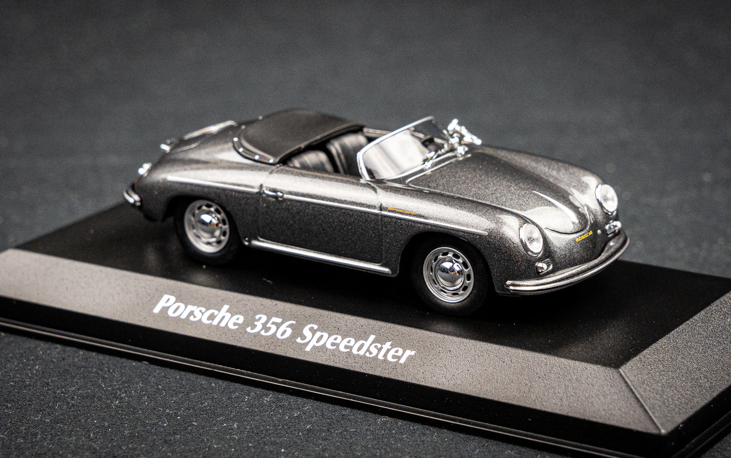 Porsche 356 Speedster grau metallic Maxichamps 1:43