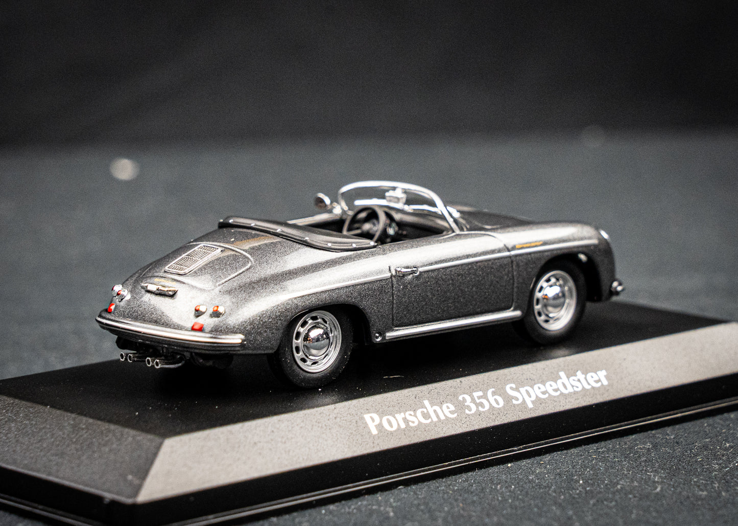 Porsche 356 Speedster grau metallic Maxichamps 1:43