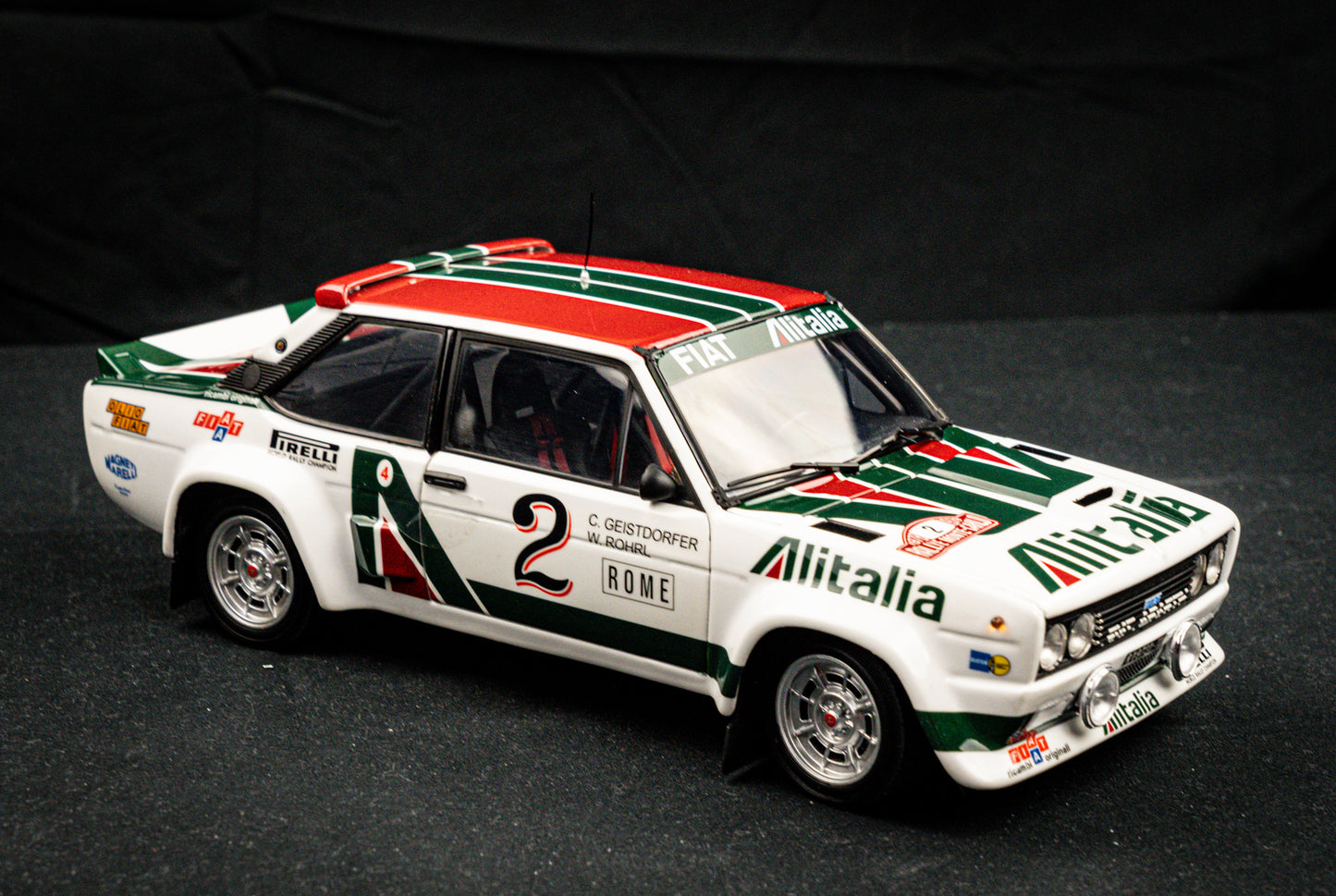 Fiat 131 Abarth #2 W. Röhrl / C. Geistdörfer - P4 Rallye Monte Carlo 1978 - Kyosho 1:18