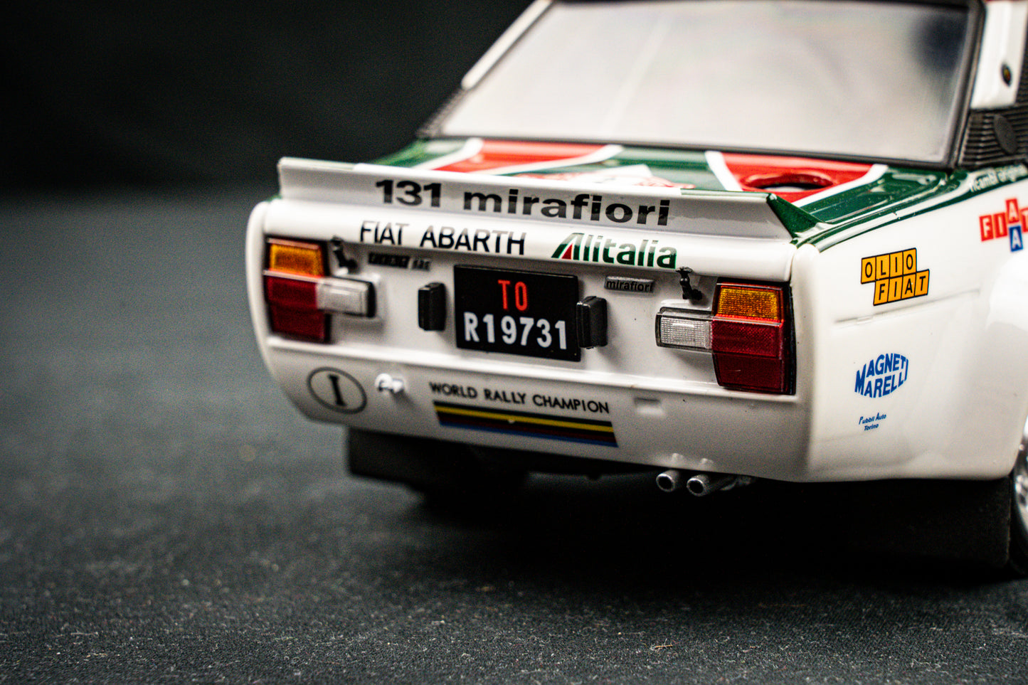 Fiat 131 Abarth #2 W. Röhrl / C. Geistdörfer - P4 Rallye Monte Carlo 1978 - Kyosho 1:18