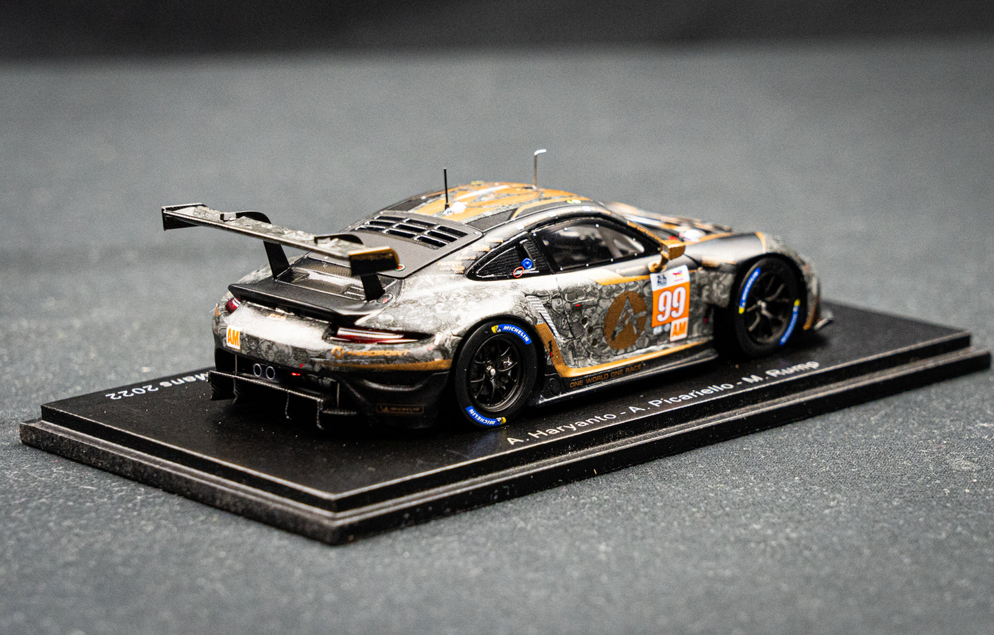 Porsche 911 RSR-19 #99 24h LeMans 2022 Hardpoint Motorsport 1:43 Spark