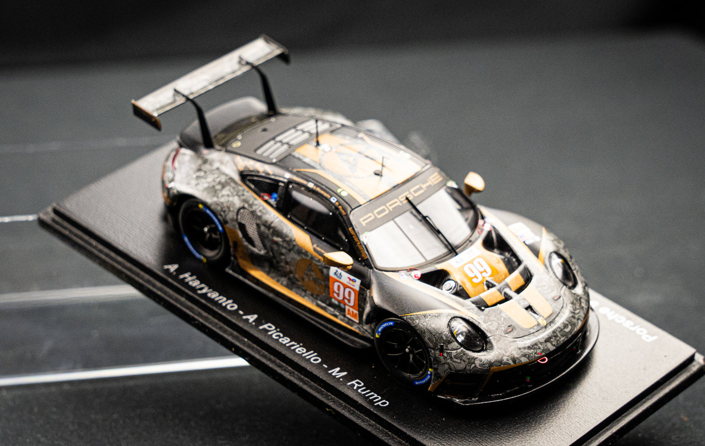 Porsche 911 RSR-19 #99 24h LeMans 2022 Hardpoint Motorsport 1:43 Spark