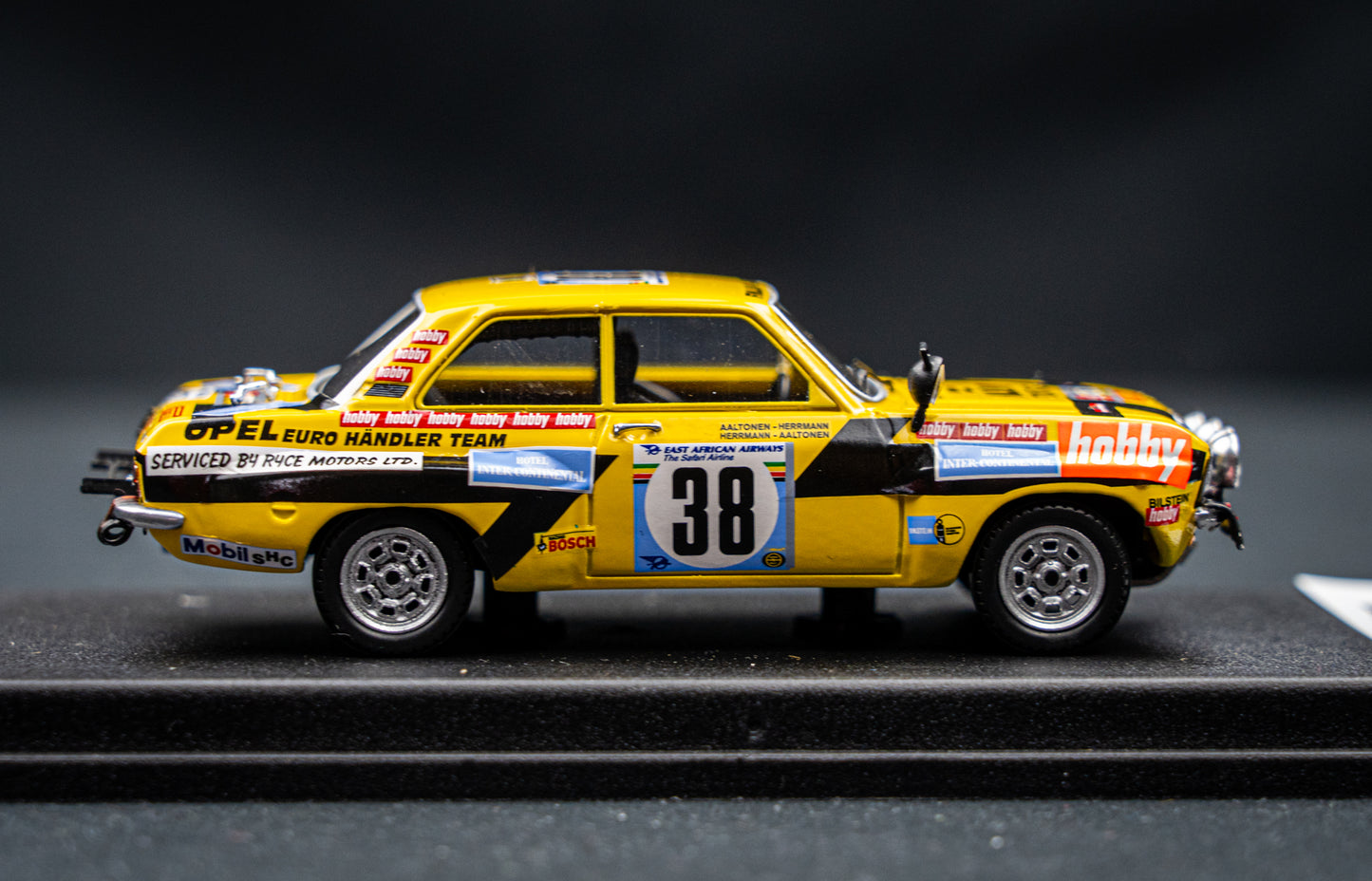 Opel Ascona lim. edition 1/150 Stk. #38 R. Altonen / E. Hermann Safari Rallye 1975 DSN