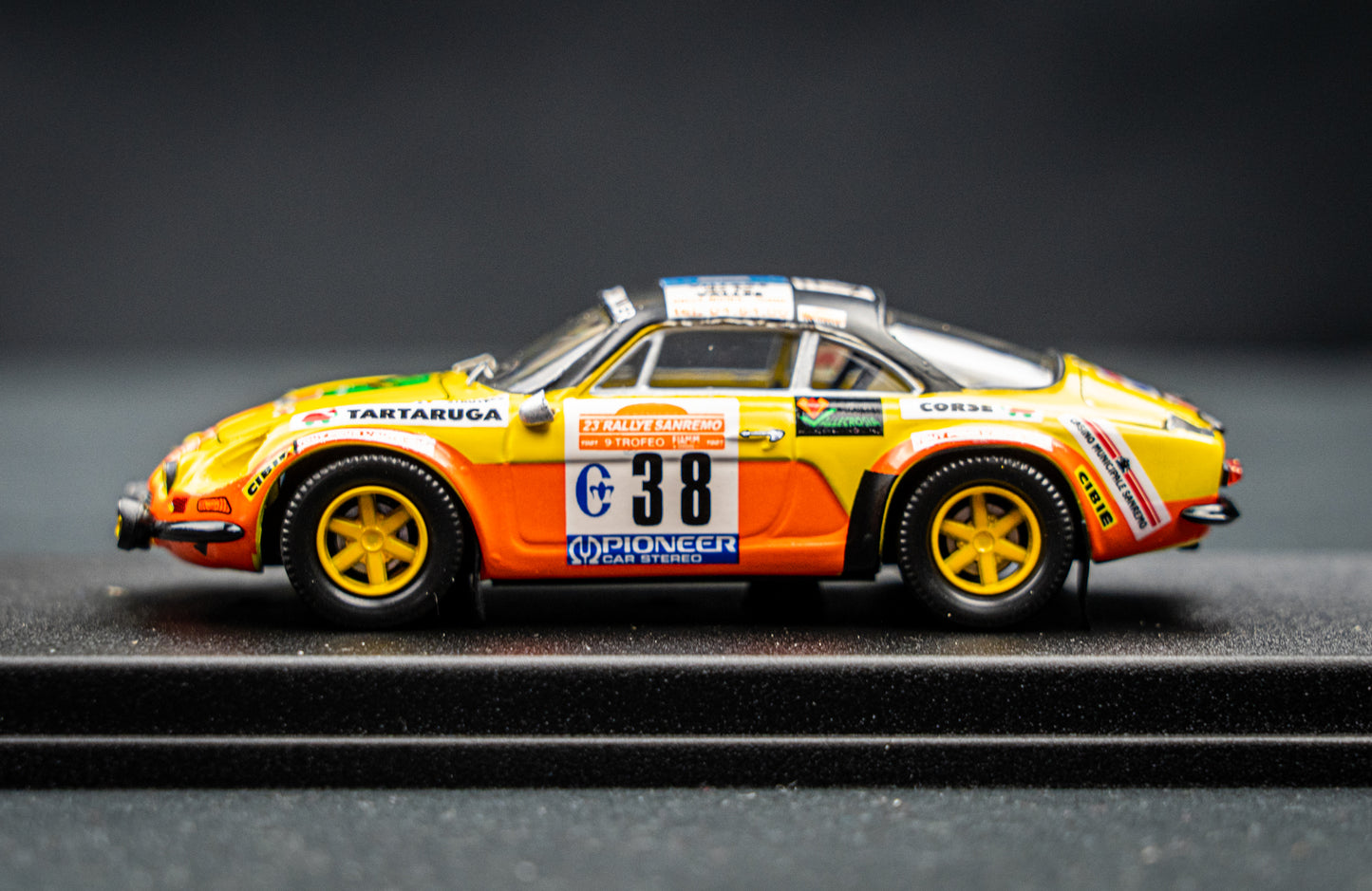 Renault Alpine A110 lim. 1/150 Stk. #38 C. Rey / Struyf San Remo Rallye 1981 Trofeu 1:43