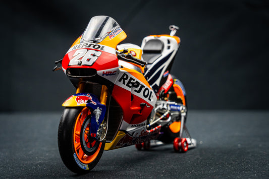 Dani Pedrosa Honda RC213V #26 MotoGP 2017 Spark 1:12