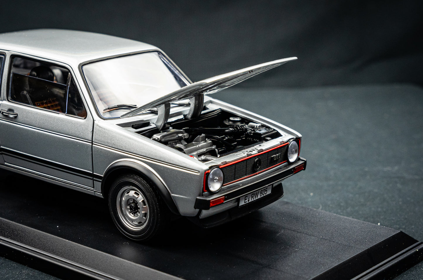 VW Golf GTi 1 1976 - Silber - Norev 1:18