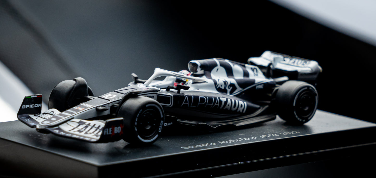 Pierre Gasly Alpha Tauri AT03 #10 Formel 1 2022 1:64 Spark