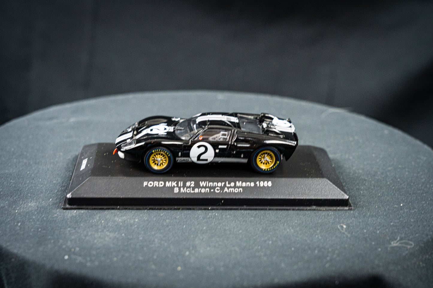 Ford GT40 MkII #2 Winner LeMans 1966 McLaren / Amon IXO 1:43