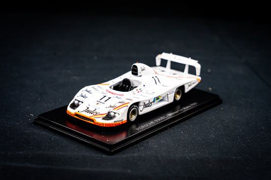 Porsche 936 #11 Winner LeMans 1981 Jacky Ickx / Derek Bell - 1:43