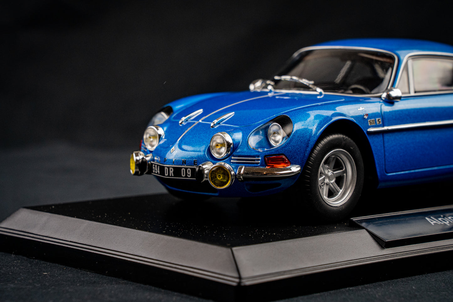 Renault Alpine A110 1600S von Norev in 1:18