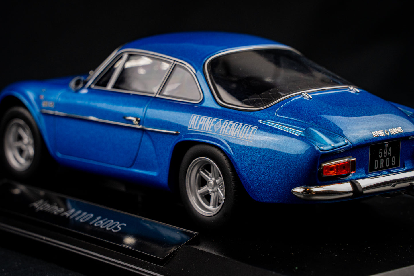 Renault Alpine A110 1600S von Norev in 1:18