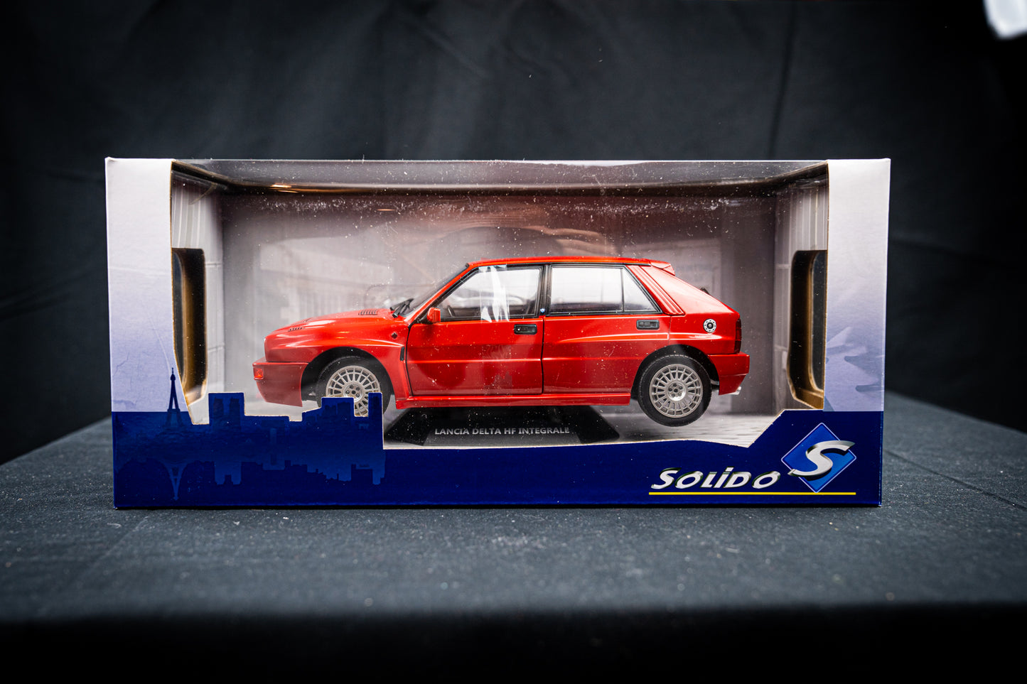 Lancia Delta HF Integrale 1991 / rot - Solido 1:18